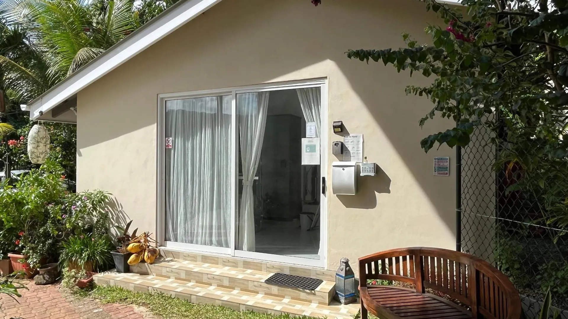 Royal Bay Apartment Anse Royale